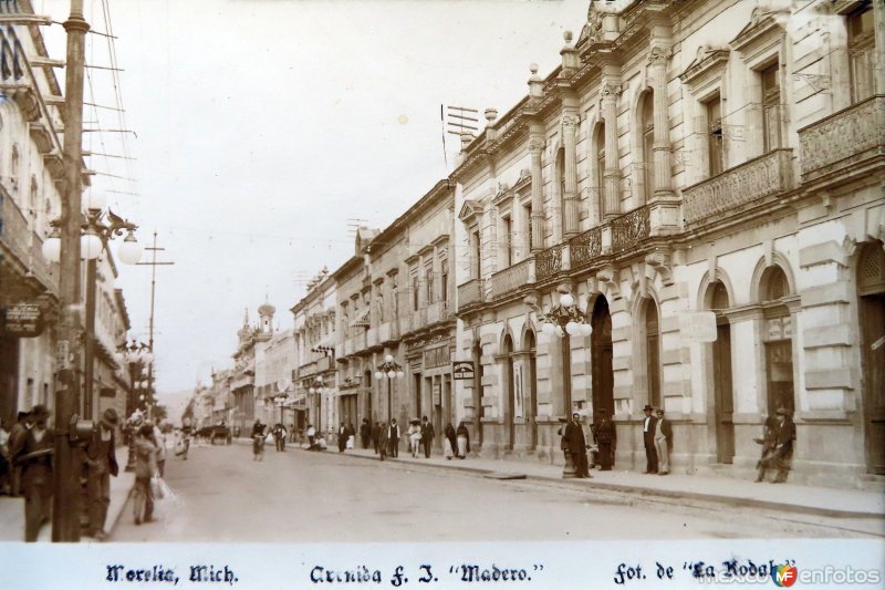 Avenida Francisco I Madero.