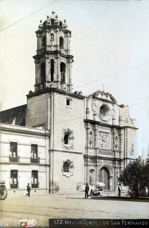 Templo de San Fernando Por el Fotógrafo Fernando Kososky.