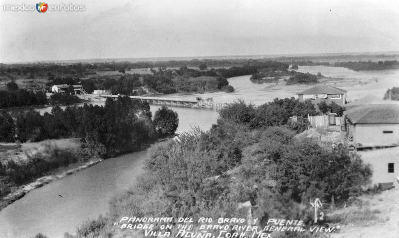 Panorama del Río Bravo y puente internacional