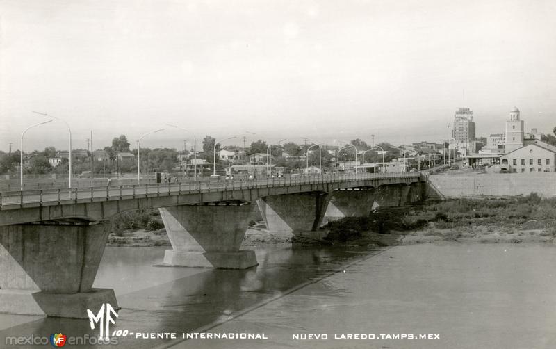 Puente internacional y Río Bravo