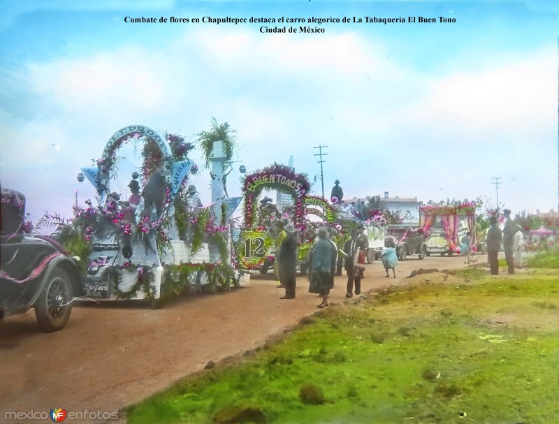 Combate de flores en Chapultepec destaca el carro alegorico de La Tabaqueria El Buen Tono   Ciudad de México