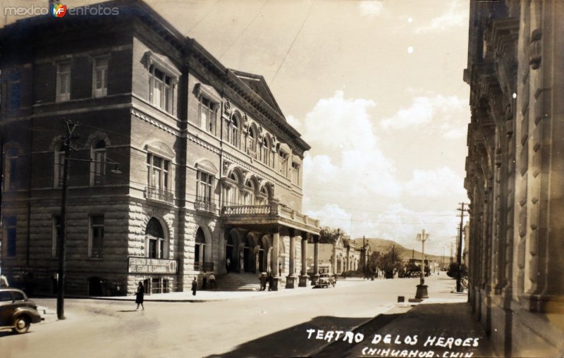 Teatro de Los Heroes.