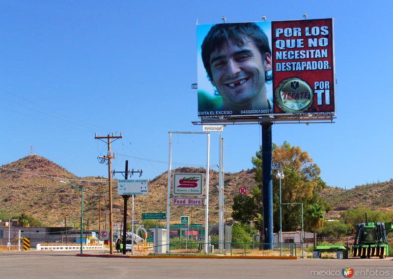 Fotos de Sonoyta, Sonora: Anuncio panorámico humorístico