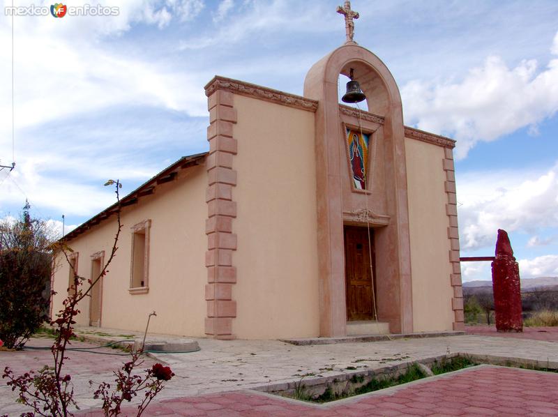 Fotos de Manuel Benavides, Chihuahua: Iglesia