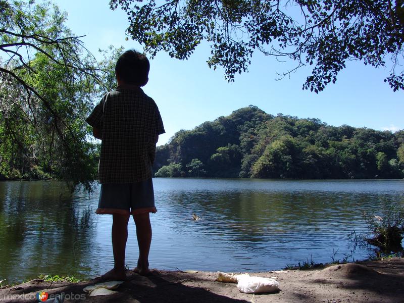 Fotos de La María, Colima: Niño pescador