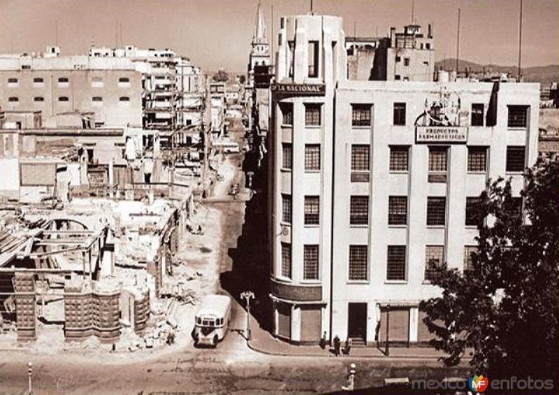 Fotos de Guadalajara, Jalisco: Ampliación de la calle16 de Septiembre (1949)