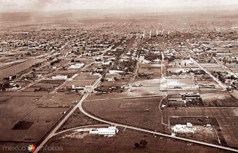 Fotos de Guadalajara, Jalisco: Vista aérea de los Arcos (1940)
