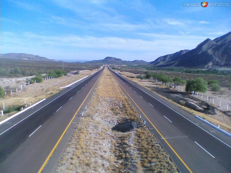 Fotos de Velardeña, Durango: Autopista