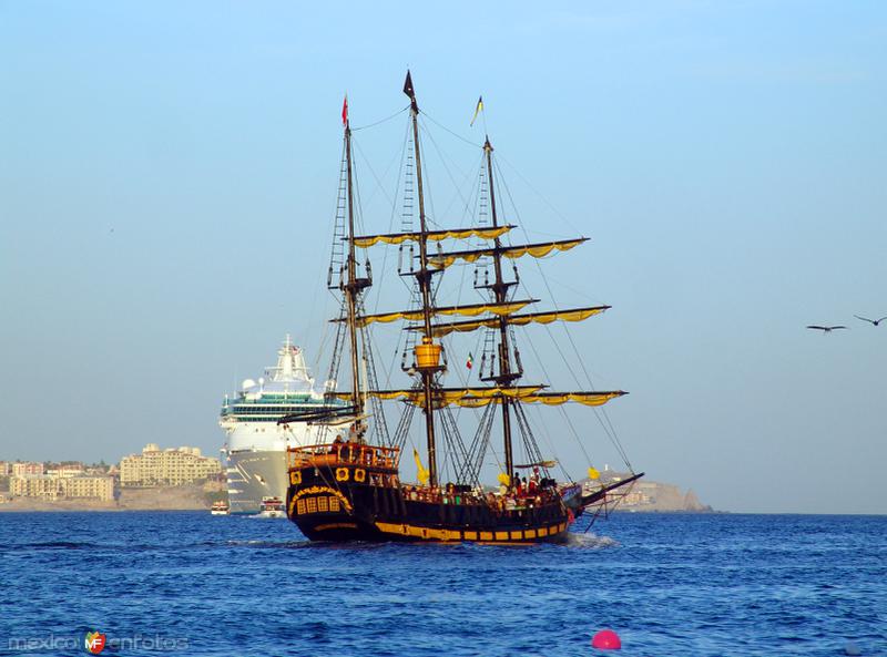 Fotos de Cabo San Lucas, Baja California Sur: El Barco Pirata
