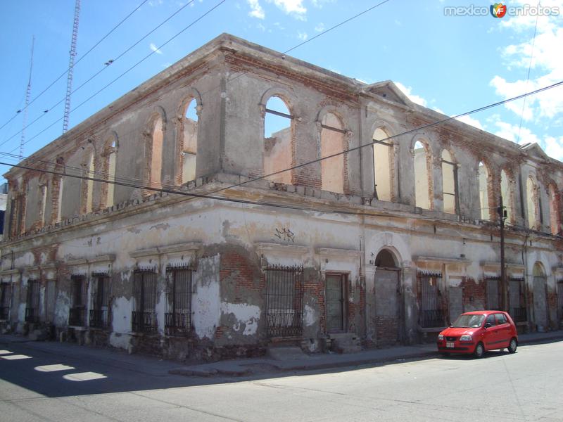 Fotos de Guaymas, Sonora: Edificio Albin-1902