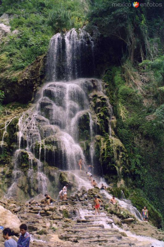 Fotos de Tolantongo, Hidalgo: CASCADA-MAVIPOL
