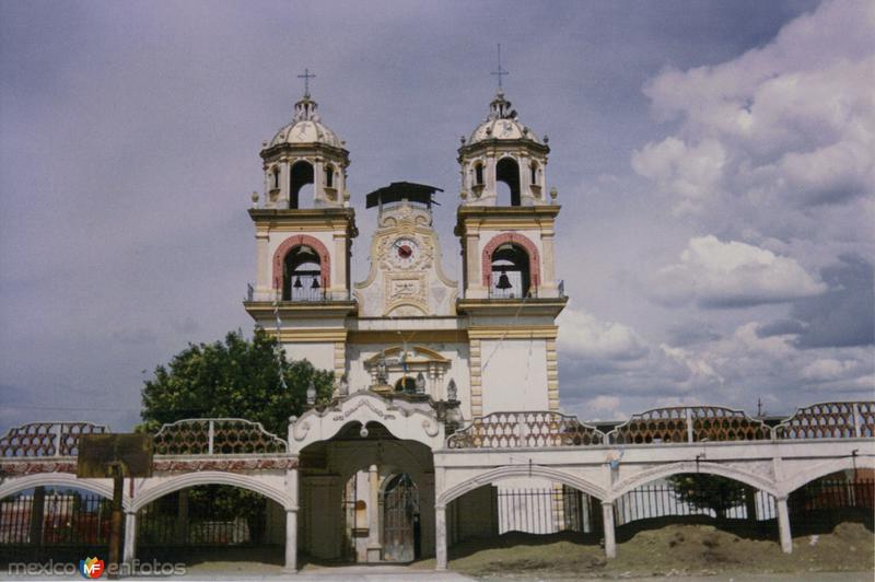 Fotos de Domingo Arenas, Puebla: Portada barroca de Domingo Arenas, Puebla.