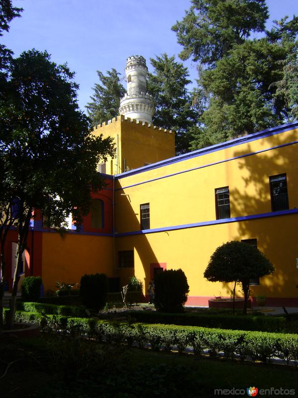 Fotos de San Martín Texmelucán, Puebla: Patio y edificio del museo. Ex-Hacienda de Chautla, Puebla. 2011