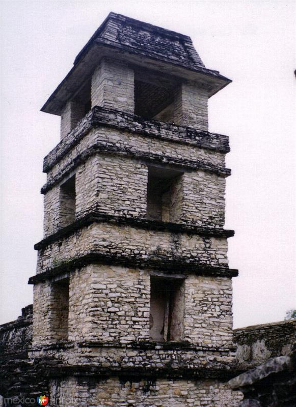 Fotos de Palenque, Chiapas: La torre del palacio. Palenque, Chiapas. 2002