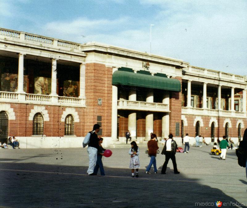 Fotos de Tlalnepantla De Baz, México: Palacio municipal de la ciudad de Tlalnepantla de Baz. 2002