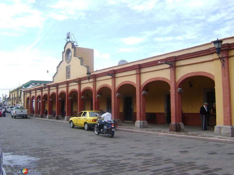 Fotos de El Pueblito, Querétaro: Palacio Municipal. El Pueblito, Querétaro. Octubre/2011