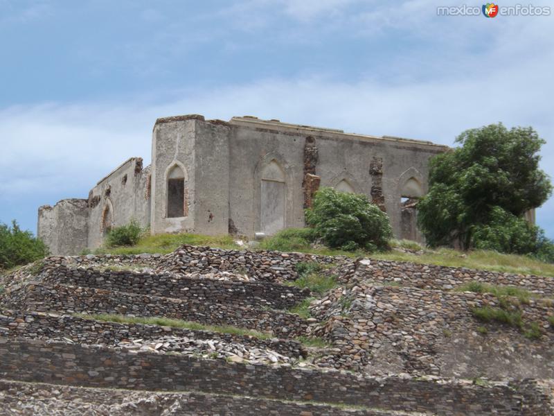 Fotos de El Pueblito, Querétaro: Ruinas coloniales en la cima de la Pirámide El Pueblito. Agosto/2012