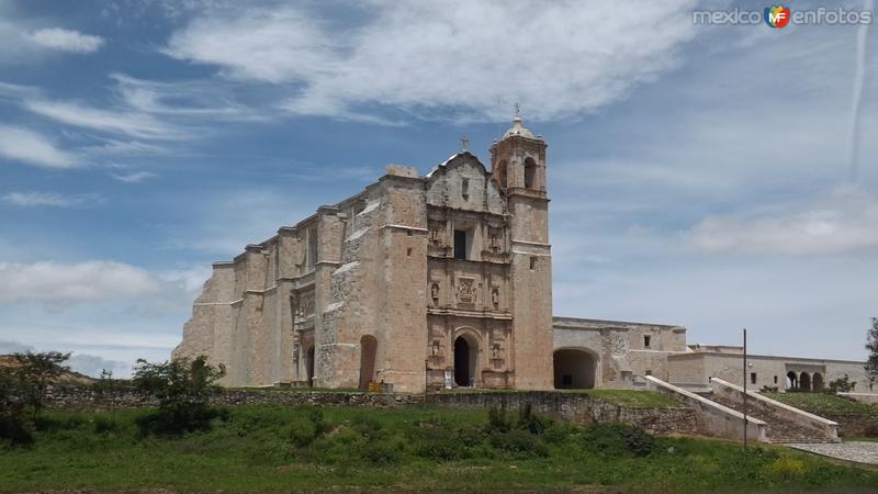 Fotos de Santo Domingo Yanhuitlán, Oaxaca: Ex-convento de Santo Domingo siglo XVI. Julio/2014
