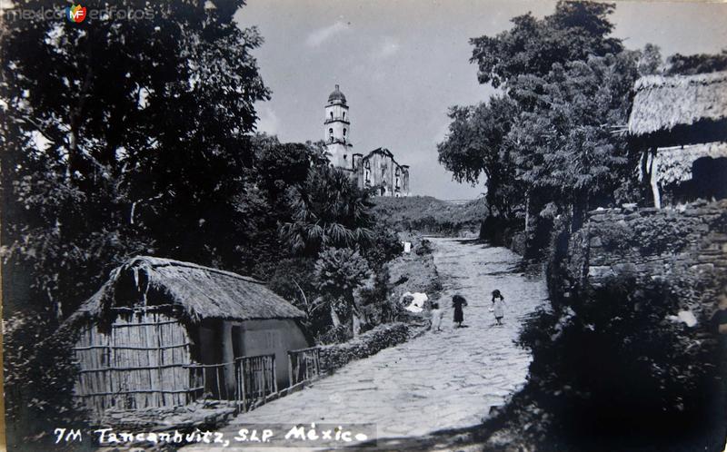 Fotos de Tancanhuitz De Santos, San Luis Potosí: ESCENA CALLEJERA PANORAMA