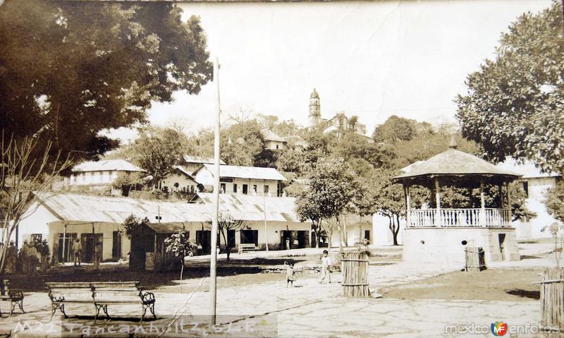 Fotos de Tancanhuitz De Santos, San Luis Potosí: PLAZA Y ESCENA CALLEJERA PANORAMA