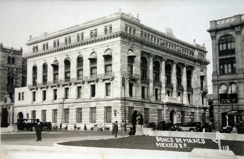 Fotos de Banco De México, Ciudad De México: Edificio de el Banco de Mexico Entre