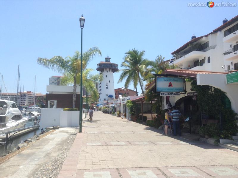 Fotos de Puerto Vallarta, Jalisco: La Marina