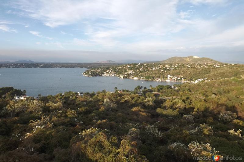 Fotos de Tequesquitengo, Morelos: Panorámica del Lago de Tequesquitengo. Noviembre/2016