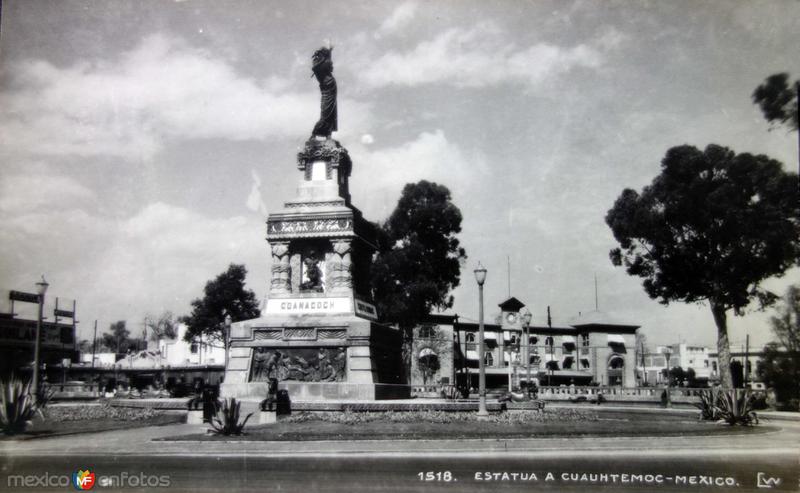 Fotos de Monumento A Cuauhtémoc, Ciudad De México: Estatua a Cuahutemoc.