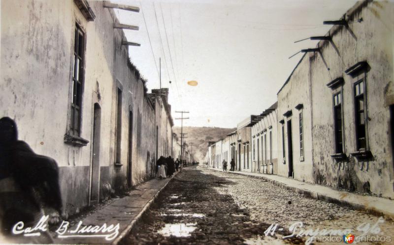 Fotos de Pénjamo, Guanajuato: Calle Juarez Penjamo Guanajuato ( Circulada el 4 de Julio de 1928 ).