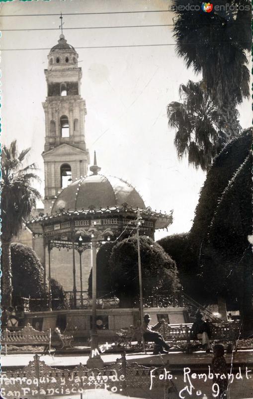 Fotos de San Francisco Del Rincón, Guanajuato: La parroquia ( Circulada el 5 de Mayo de 1945 ).