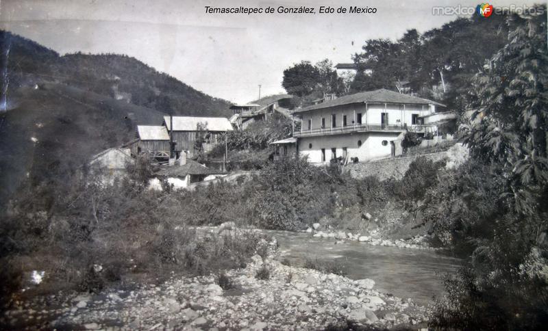 Fotos de Temascaltepec De González, México: Panorama de Temascaltepec de González ( Circulada el 3 de Noviembre de 1910 )
