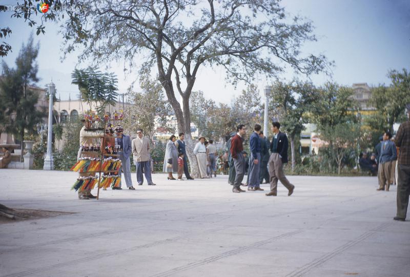 Fotos de Monterrey, Nuevo Leon: Plaza Zaragoza (1952)