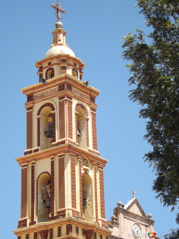Fotos de Tlaxco, Tlaxcala: Torre de la Parroquia de San Agustín. Marzo/2018