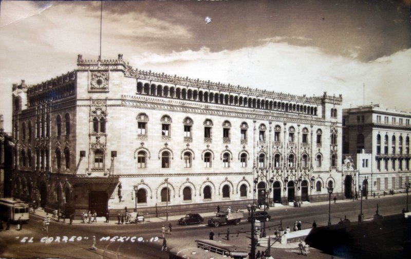 Fotos de Palacio Postal, Ciudad De México: El Correo ( Circulada el 24 de Noviembre de 1941 ).