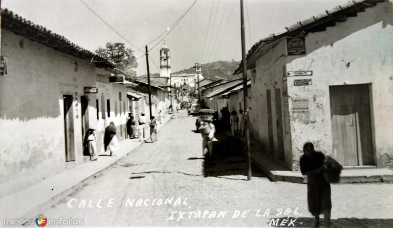 Fotos de Ixtapan De La Sal, México: Calle Nacional.