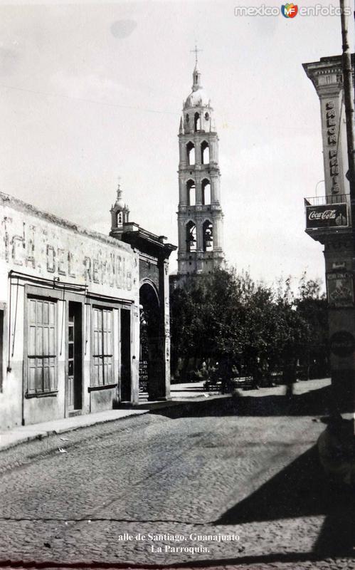 Fotos de Valle De Santiago, Guanajuato: La Parroquia.