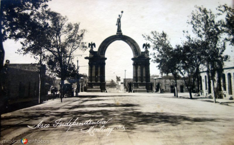 Fotos de Monterrey, Nuevo Leon: Arco Independencia.