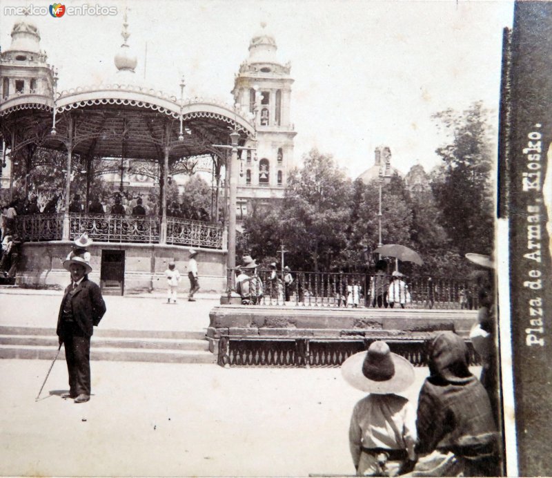 Fotos de Plaza De La Constitución, Ciudad De México: Plaza de Armas por el Fotógrafo Abel Briquet.