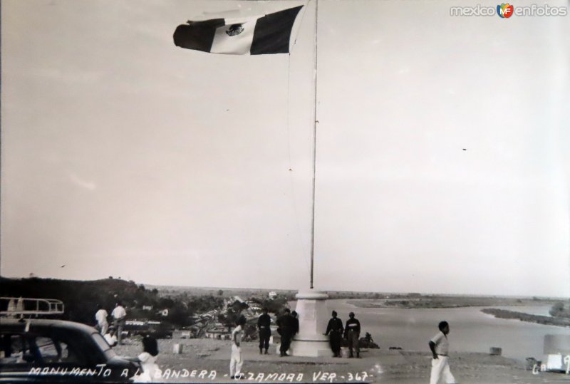 Pictures of Gutiérrez Zamora, Veracruz: Monumento a La Bandera.