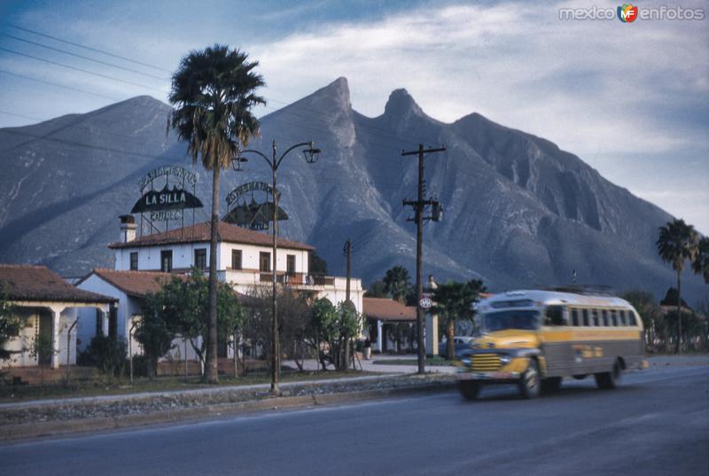 Fotos de Monterrey, Nuevo Leon: Campo turista Cerro de la Silla (1954)
