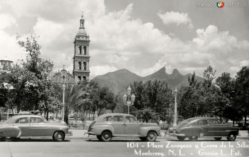 Fotos de Monterrey, Nuevo Leon: Plaza Zaragoza y Cerro de la Silla