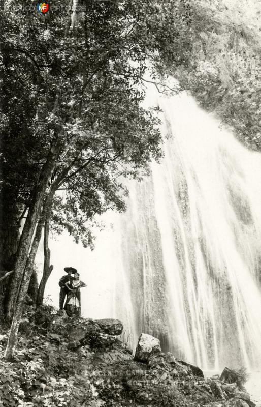 Fotos de Santiago, Nuevo León: Cascada Cola de Caballo