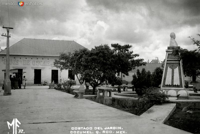 Fotos de Cozumel, Quintana Roo: Costado del Jardín
