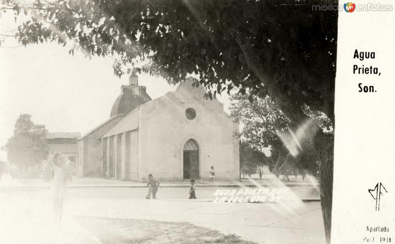 Fotos de Agua Prieta, Sonora: La Iglesia