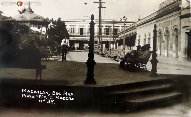 Fotos de Mazatlán, Sinaloa: La Plaza Francisco I Madero.