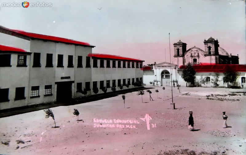 Fotos de Juchitán De Zaragoza, Oaxaca: Escuela Industrial.
