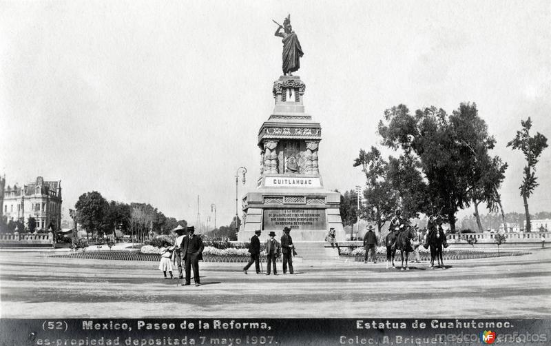 Fotos de Monumento A Cuauhtémoc, Ciudad De México: Paseo de la Reforma y Monumento a Cuauhtémoc
