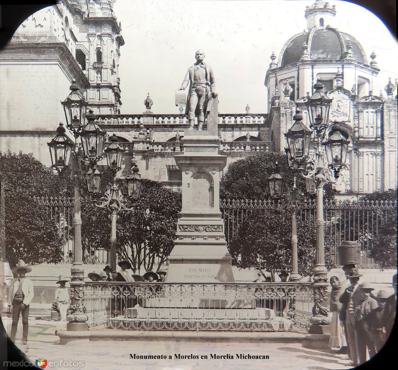 Fotos de Morelia, Michoacán: Monumento a Morelos.