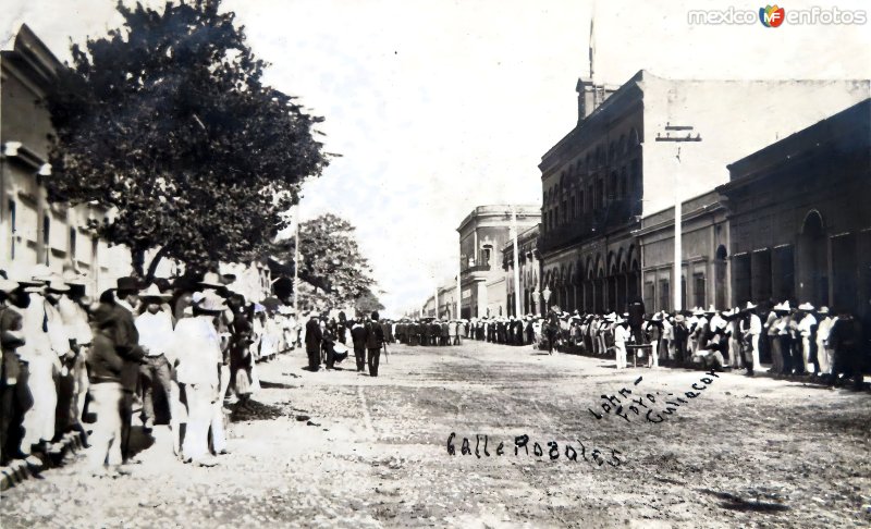 Fotos de Culiacán, Sinaloa: Calle Rosales por el Fotógrafo A. W. Lohn.