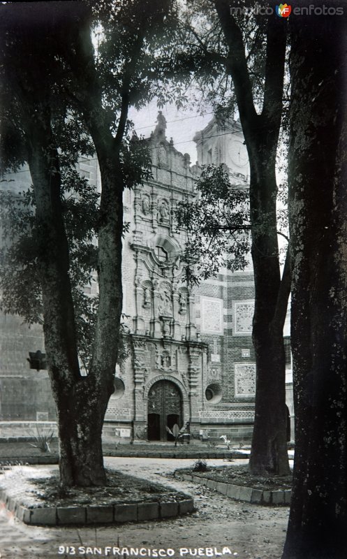 Fotos de Puebla, Puebla: Iglesia de San Francisco por el Fotógrafo Hugo Brehme.